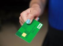 Что делать навязывают кредитную карту